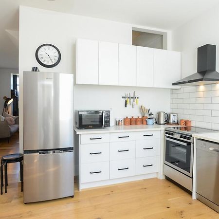 Studio 488 - Napier Holiday Apartment ภายนอก รูปภาพ