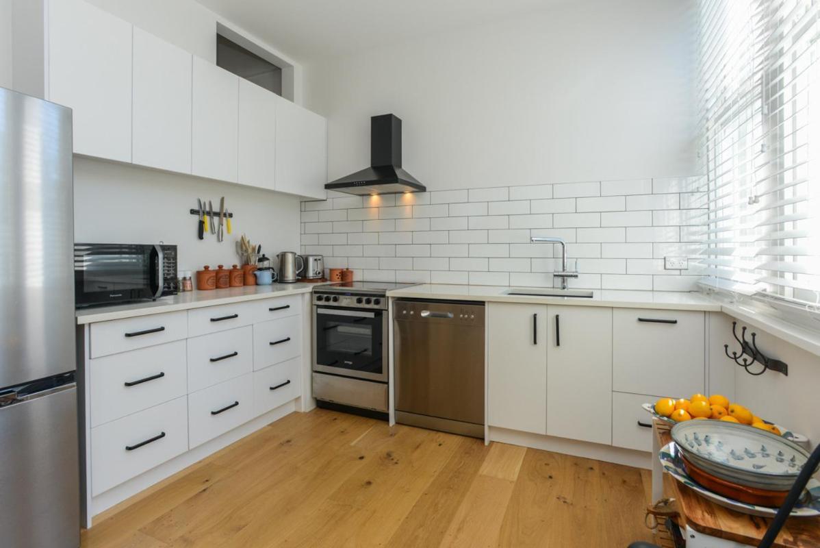Studio 488 - Napier Holiday Apartment ภายนอก รูปภาพ