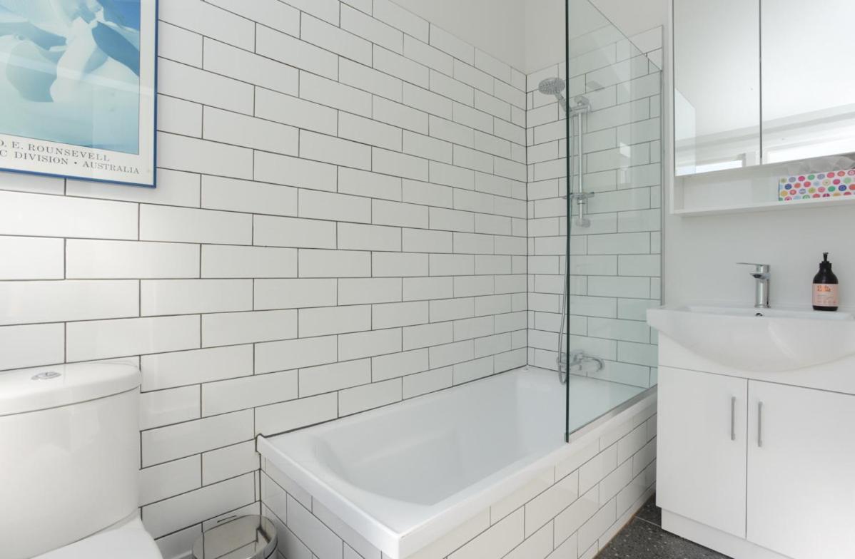 Studio 488 - Napier Holiday Apartment ภายนอก รูปภาพ